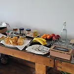 Shiverty Oda ve Kahvaltı Pieve Ligure